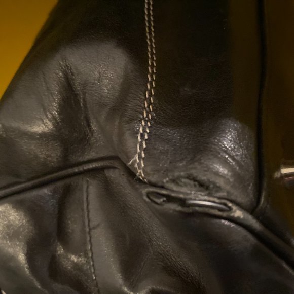 Black Leather  Prada Doctors bag - Picture 6 of 16